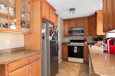 30 Frontier Rd, Warwick, RI 02889 photo 13