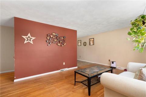 30 Frontier Rd, Warwick, RI 02889 photo 11