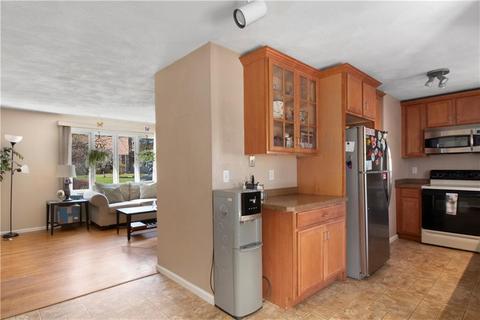 30 Frontier Rd, Warwick, RI 02889 photo 12