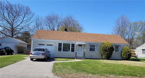 35 Glenbrook Ave, Warwick, RI 02889 photo 1