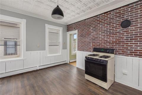 43 Morton Ave, Woonsocket, RI 02895 photo 16