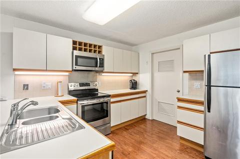 782 Williamsburg Cir, Warwick, RI 02886 photo 8