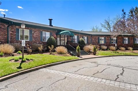 782 Williamsburg Cir, Warwick, RI 02886 photo 32