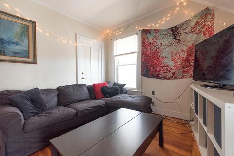 86 Cass Ave, Woonsocket, RI 02895 photo 16