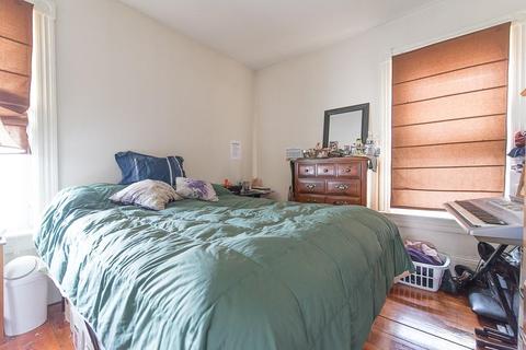 86 Cass Ave, Woonsocket, RI 02895 photo 10