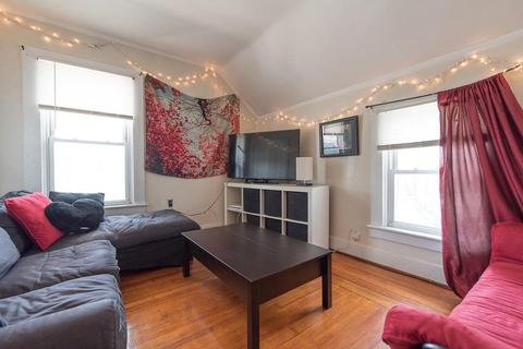 86 Cass Ave, Woonsocket, RI 02895 photo 17
