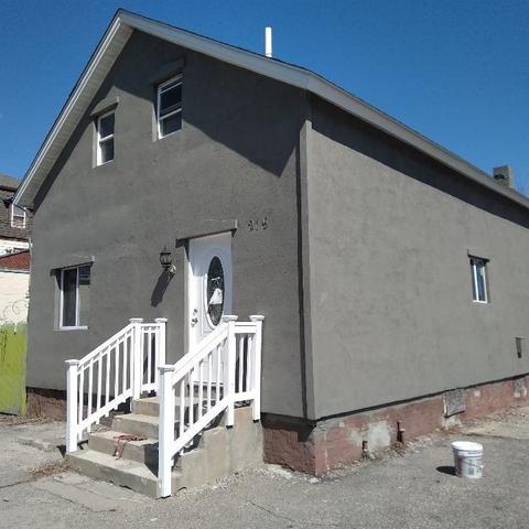 215 Valley St, Providence, RI 02909