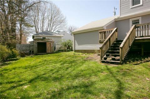 41 Everett St, Middletown, RI 02842 photo 4