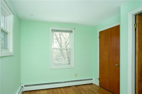 41 Everett St, Middletown, RI 02842 photo 20