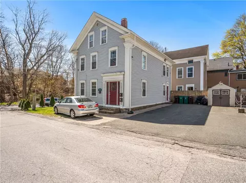 4 Lewis St, Woonsocket, RI 02895 photo 3