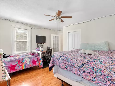 4 Lewis St, Woonsocket, RI 02895 photo 14