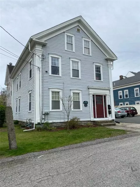 4 Lewis St, Woonsocket, RI 02895 photo 1