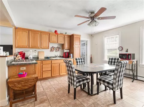 4 Lewis St, Woonsocket, RI 02895 photo 6