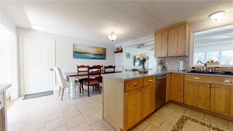 38 Edmond Dr, Warwick, RI 02886 photo 12