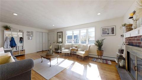 38 Edmond Dr, Warwick, RI 02886 photo 5