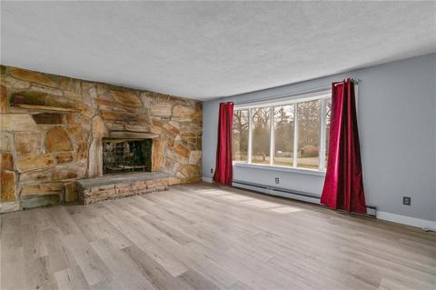 970 Cedar Swamp Rd, Warwick, RI 02889 photo 3