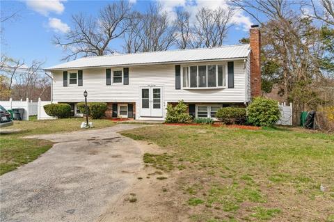 970 Cedar Swamp Rd, Warwick, RI 02889 photo 1