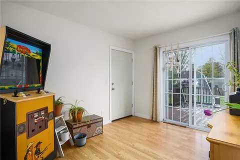 95 Dedham Rd, Warwick, RI 02888 photo 13