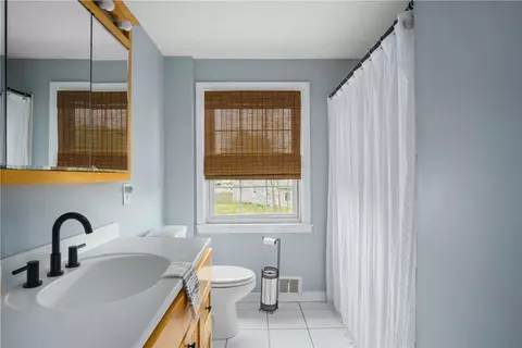 95 Dedham Rd, Warwick, RI 02888 photo 15