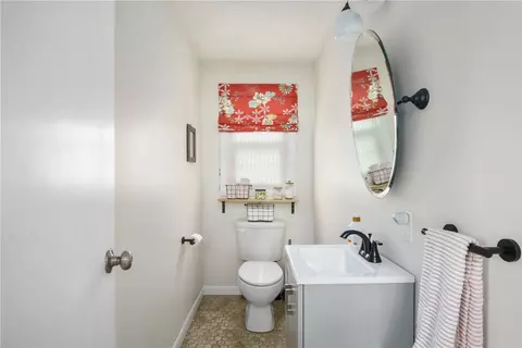95 Dedham Rd, Warwick, RI 02888 photo 11