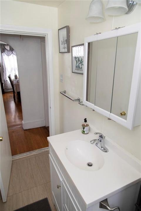 39 Warwick Rd, Pawtucket, RI 02861 photo 10