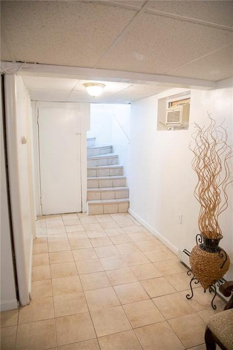 39 Warwick Rd, Pawtucket, RI 02861 photo 18