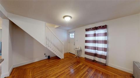 105 7th Ave, Woonsocket, RI 02895 photo 3