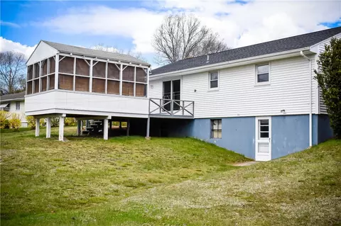 12 Ashel St, Westerly, RI 02891 photo 5