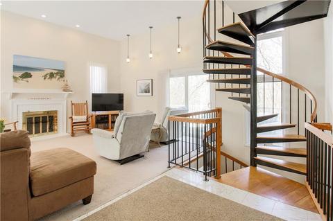 36 Cosmo St, Westerly, RI 02891 photo 6