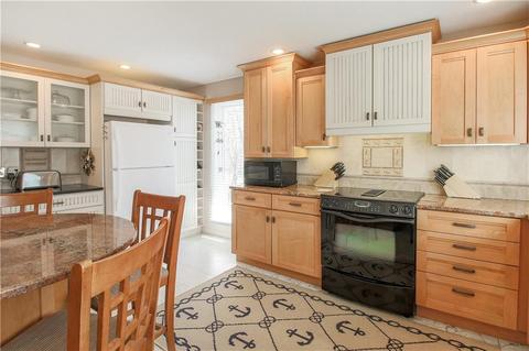 36 Cosmo St, Westerly, RI 02891 photo 11