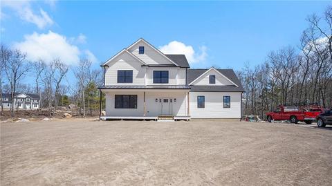 3 Cricket Cir, Westerly, RI 02891 photo 5