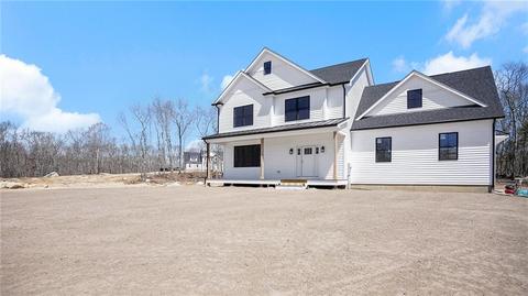 3 Cricket Cir, Westerly, RI 02891 photo 2