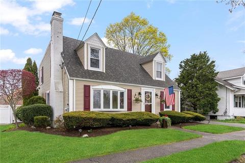 474 Atlantic Ave, Warwick, RI 02888 photo 1
