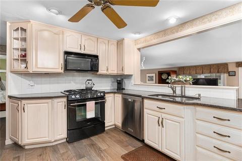 474 Atlantic Ave, Warwick, RI 02888 photo 4