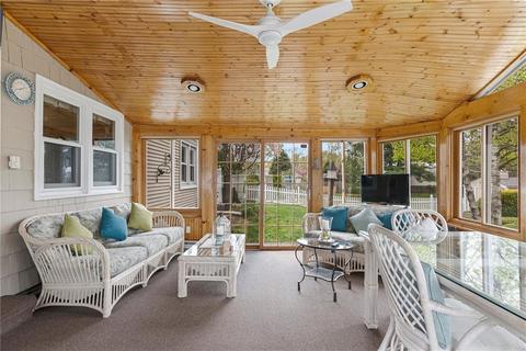 474 Atlantic Ave, Warwick, RI 02888 photo 16
