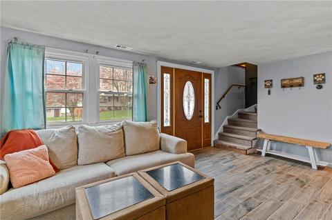 135 Bluestone Dr, Woonsocket, RI 02895 photo 12