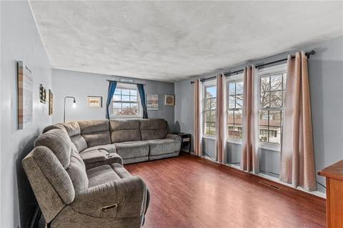 135 Bluestone Dr, Woonsocket, RI 02895 photo 13