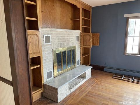 530 Summer St, Woonsocket, RI 02895 photo 3