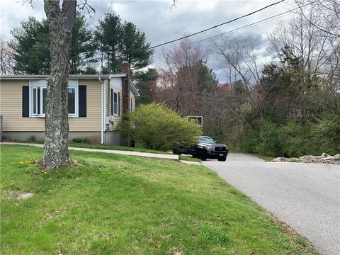 47 Pound Rd, Westerly, RI 02891 photo 2
