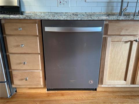 810 Manville Rd, Woonsocket, RI 02895 photo 5