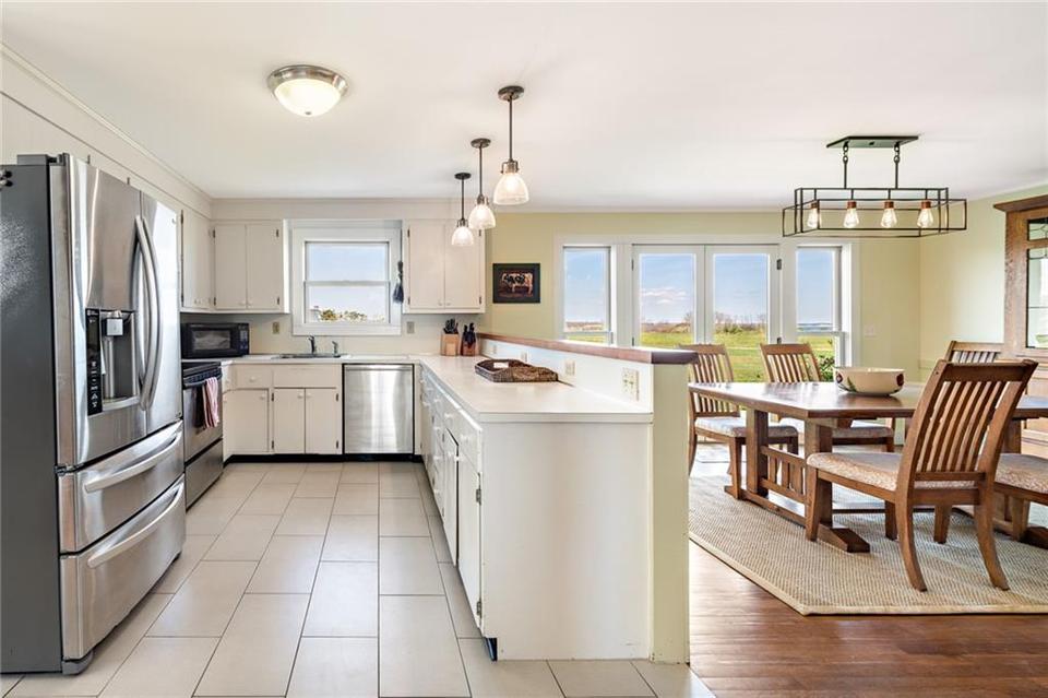  11 Bass Ter, Little Compton, RI 02837 photo 16