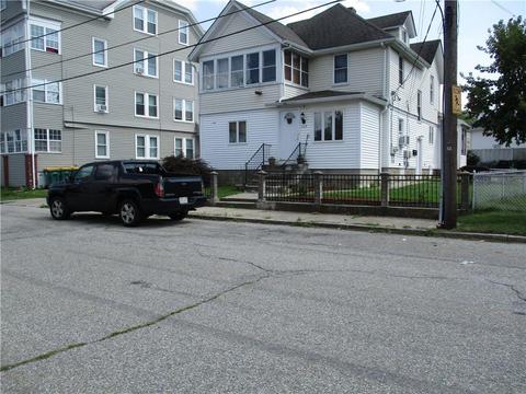 269 Mowry St, Woonsocket, RI 02895 photo 1