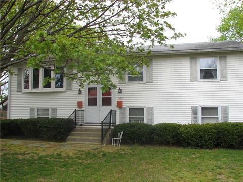 355 Natick Ave, Warwick, RI 02886 photo 5