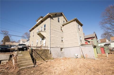 427 N Main St, Woonsocket, RI 02895 photo 3
