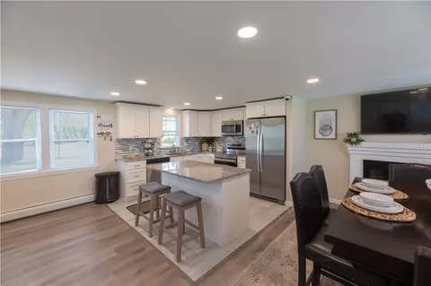 6 Chatworth Ave, Warwick, RI 02886 photo 13