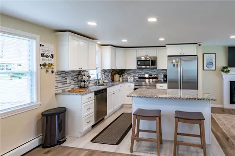 6 Chatworth Ave, Warwick, RI 02886 photo 15