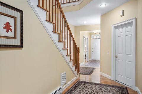 97 Gaskill St, Woonsocket, RI 02895 photo 31
