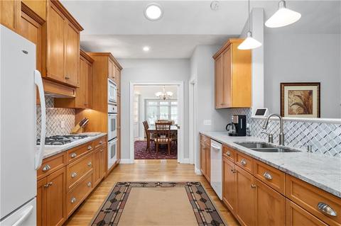 97 Gaskill St, Woonsocket, RI 02895 photo 36