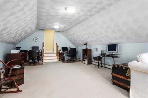 97 Gaskill St, Woonsocket, RI 02895 photo 9