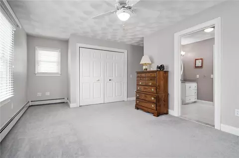 97 Gaskill St, Woonsocket, RI 02895 photo 11